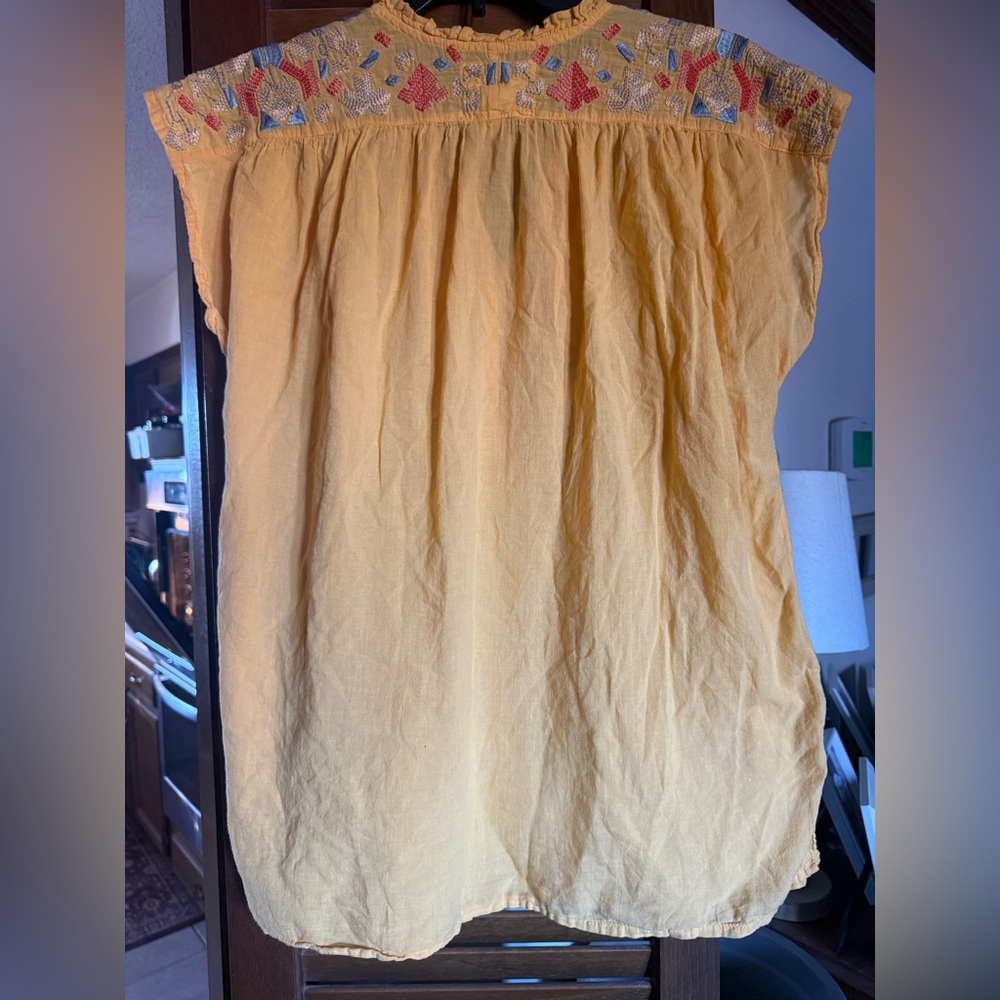 Johnny Was blouse top size small yellow embroidered EUC - Picture 5 of 6